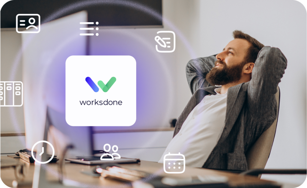 Features 1 Worksdone Umzugsservice zurueckgelehnt am Schreibtisch bisherige Tools rein 2 Entspannter Mann lehnt sich am Schreibtisch zurück; daneben das Worksdone-Logo und Symbole für Aufgaben, Kontakte, Vertrieb, Kalender, Team und Zeiterfassung.